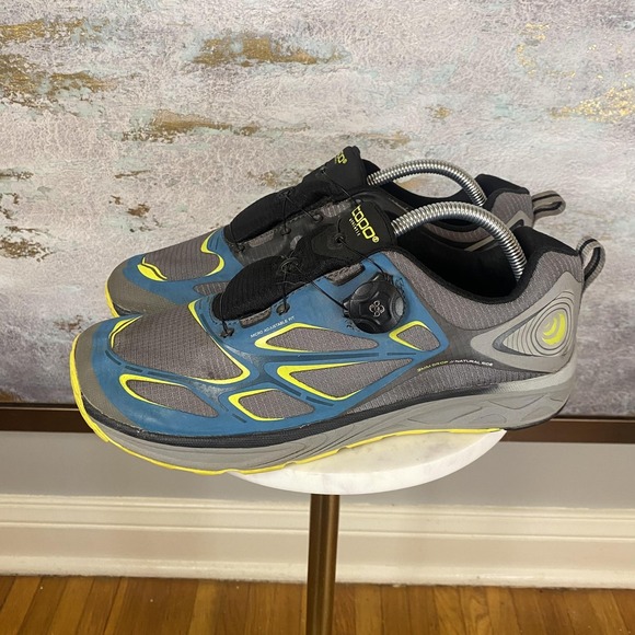 Topo Athletic Other - Topo Athletic Runduro Shoes Mens Size 9.5 Gray Teal Dial Running Sneakers